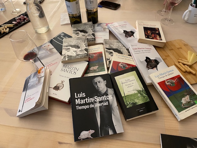 C219D05C-E214-4C59-A80C-E748F36BEF60